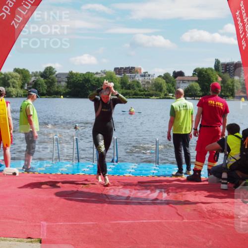 16.06.2024 - 7 Türme Triathlon KatJ http://msf.ph/oto/6313939 16.06.2024 11:20:10 Schwimmen 25, 46, 94, 154, 167, 212, 284, 611 meine-sportfotos.de