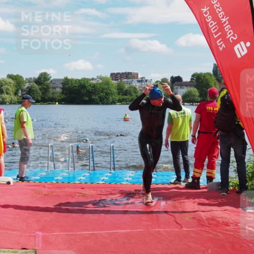 16.06.2024 - 7 Türme Triathlon KatJ http://msf.ph/oto/6313973 16.06.2024 11:20:16 Schwimmen 25, 46, 94, 154, 167, 212, 284, 611 meine-sportfotos.de