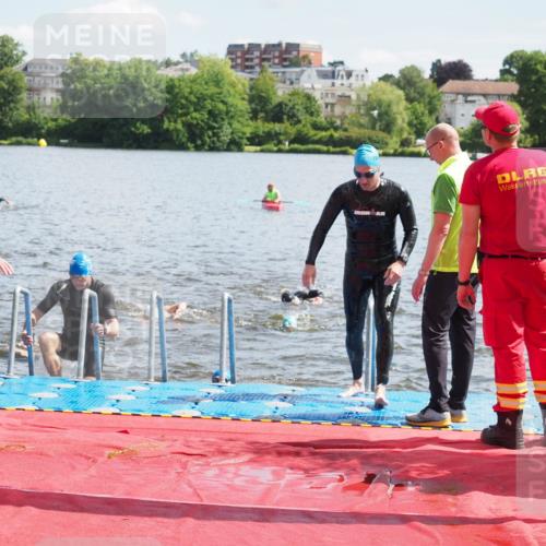 16.06.2024 - 7 Türme Triathlon KatJ http://msf.ph/oto/6313995 16.06.2024 11:20:26 Schwimmen 46, 94, 176, 179, 212, 222, 284, 611 meine-sportfotos.de