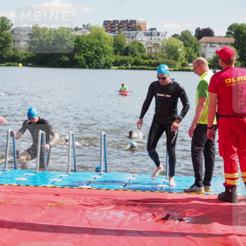 16.06.2024 - 7 Türme Triathlon KatJ http://msf.ph/oto/6314003 16.06.2024 11:20:26 Schwimmen 46, 94, 176, 179, 212, 222, 284, 611 meine-sportfotos.de