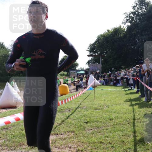 16.06.2024 - 26. Vierlanden-Triathlon Lena Gebhardt http://msf.ph/oto/6314046 16.06.2024 09:39:22 Schwimmen 31, 57, 83, 164, 31, 57, 83, 164 meine-sportfotos.de