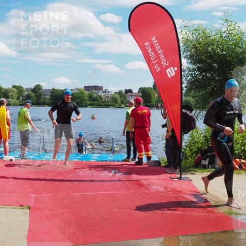 16.06.2024 - 7 Türme Triathlon KatJ http://msf.ph/oto/6314055 16.06.2024 11:20:30 Schwimmen 46, 94, 176, 179, 212, 222, 243, 284, 611 meine-sportfotos.de
