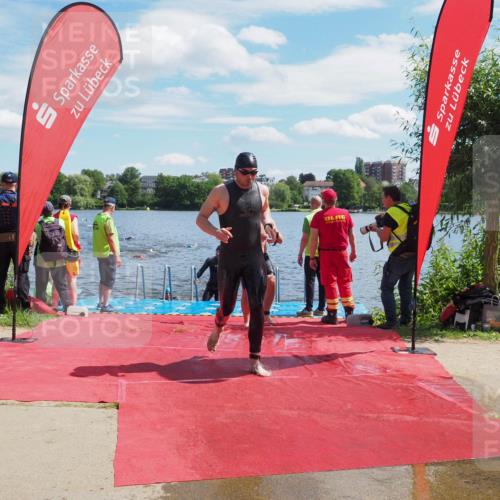 16.06.2024 - 7 Türme Triathlon KatJ http://msf.ph/oto/6314175 16.06.2024 11:20:45 Schwimmen 29, 94, 149, 176, 179, 222, 243, 284, 611 meine-sportfotos.de