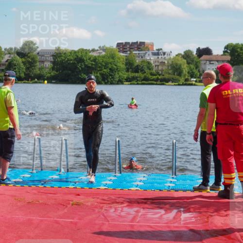 16.06.2024 - 7 Türme Triathlon KatJ http://msf.ph/oto/6314184 16.06.2024 11:20:48 Schwimmen 29, 149, 176, 179, 222, 243, 284, 611 meine-sportfotos.de
