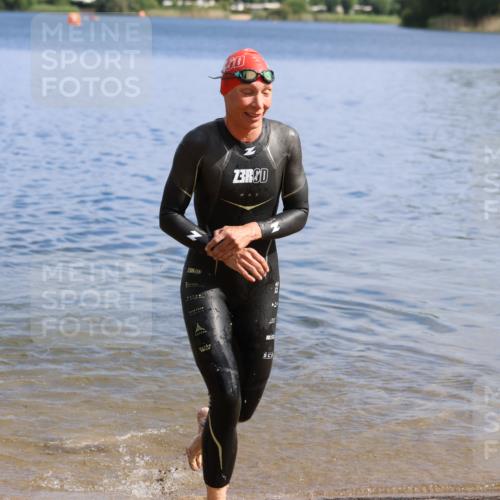 16.06.2024 - 26. Vierlanden-Triathlon Strokosch-Dieckow http://msf.ph/oto/6314215 16.06.2024 09:56:37 Schwimmen 48, 185, 214, 48, 185, 214 meine-sportfotos.de
