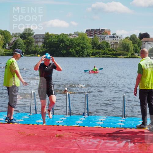 16.06.2024 - 7 Türme Triathlon KatJ http://msf.ph/oto/6314238 16.06.2024 11:20:53 Schwimmen 29, 149, 176, 179, 222, 243 meine-sportfotos.de