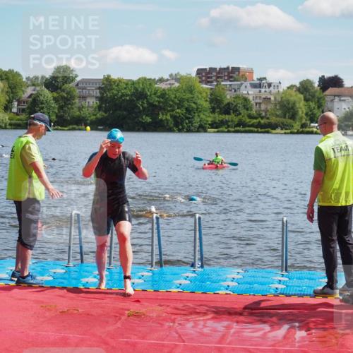 16.06.2024 - 7 Türme Triathlon KatJ http://msf.ph/oto/6314243 16.06.2024 11:20:54 Schwimmen 29, 149, 176, 179, 222, 243 meine-sportfotos.de