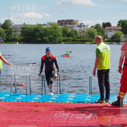 16.06.2024 - 7 Türme Triathlon KatJ http://msf.ph/oto/6314289 16.06.2024 11:20:58 Schwimmen 29, 149, 176, 179, 187, 222, 243, 278 meine-sportfotos.de