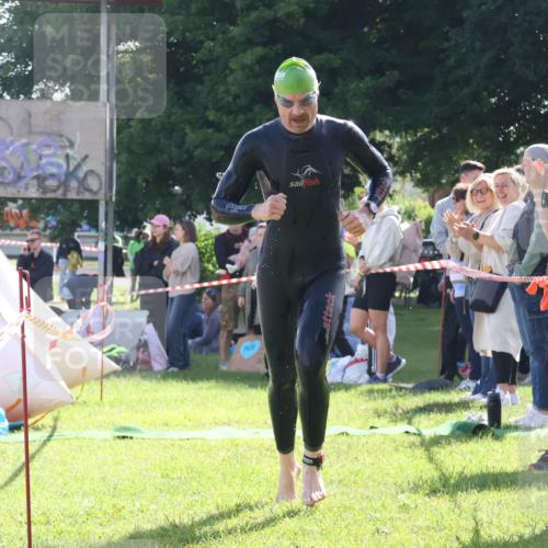 16.06.2024 - 26. Vierlanden-Triathlon Lena Gebhardt http://msf.ph/oto/6314292 16.06.2024 09:41:08 Schwimmen 113, 113 meine-sportfotos.de