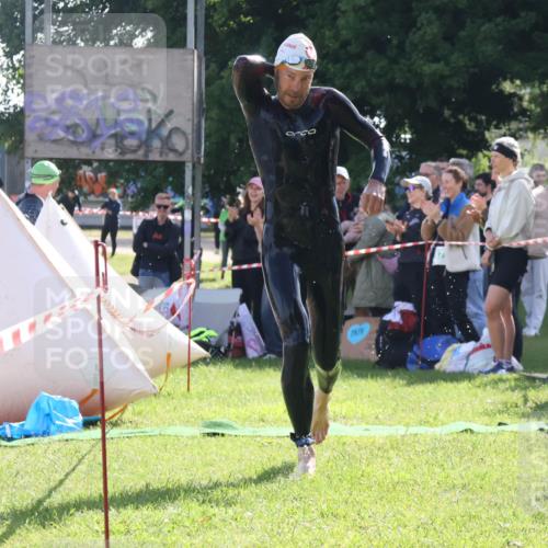 16.06.2024 - 26. Vierlanden-Triathlon Lena Gebhardt http://msf.ph/oto/6314318 16.06.2024 09:41:51 Schwimmen 3, 106, 3, 106 meine-sportfotos.de