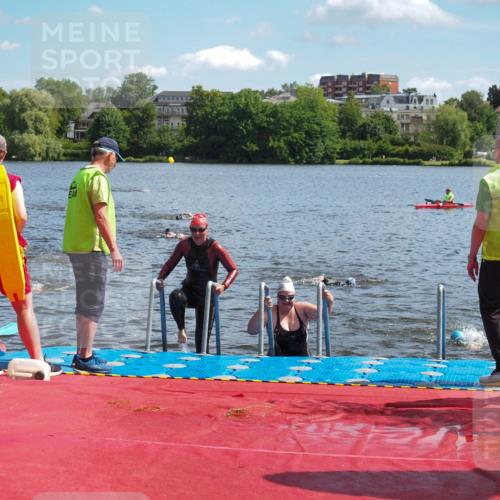 16.06.2024 - 7 Türme Triathlon KatJ http://msf.ph/oto/6314375 16.06.2024 11:21:12 Schwimmen 29, 149, 187, 239, 243, 278 meine-sportfotos.de