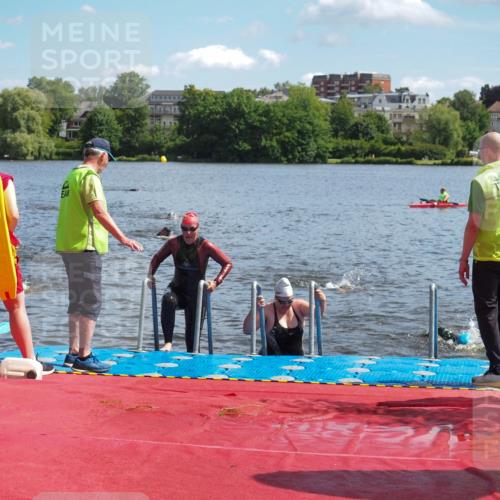 16.06.2024 - 7 Türme Triathlon KatJ http://msf.ph/oto/6314386 16.06.2024 11:21:13 Schwimmen 29, 149, 187, 234, 239, 243, 278 meine-sportfotos.de