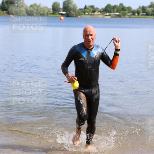 16.06.2024 - 26. Vierlanden-Triathlon Strokosch-Dieckow http://msf.ph/oto/6314392 16.06.2024 09:57:19 Schwimmen 96, 96 meine-sportfotos.de