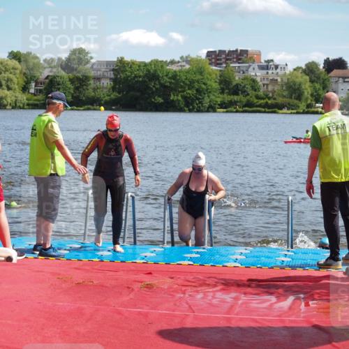16.06.2024 - 7 Türme Triathlon KatJ http://msf.ph/oto/6314414 16.06.2024 11:21:15 Schwimmen 29, 149, 187, 234, 239, 278 meine-sportfotos.de