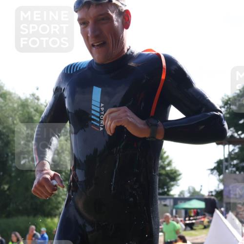 16.06.2024 - 26. Vierlanden-Triathlon Lena Gebhardt http://msf.ph/oto/6314424 16.06.2024 09:42:27 Schwimmen 65, 145, 166, 177, 180, 65, 145, 166, 177, 180 meine-sportfotos.de