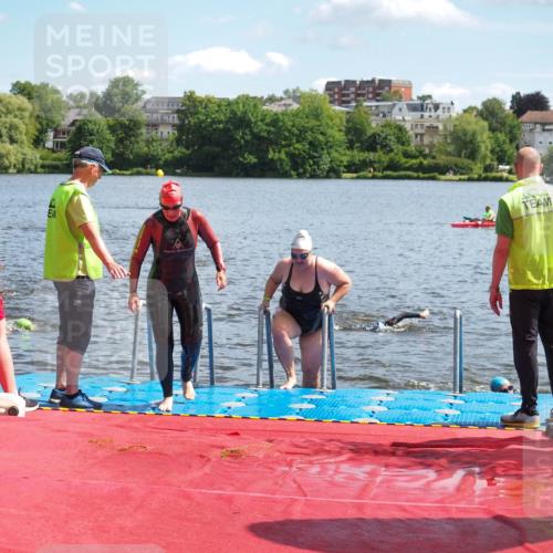 16.06.2024 - 7 Türme Triathlon KatJ http://msf.ph/oto/6314425 16.06.2024 11:21:15 Schwimmen 29, 149, 187, 234, 239, 278 meine-sportfotos.de