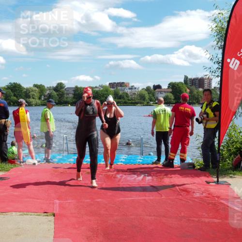 16.06.2024 - 7 Türme Triathlon KatJ http://msf.ph/oto/6314448 16.06.2024 11:21:18 Schwimmen 29, 149, 187, 234, 239, 278 meine-sportfotos.de