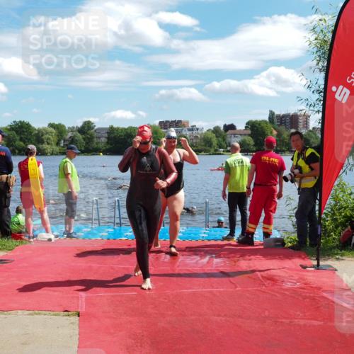 16.06.2024 - 7 Türme Triathlon KatJ http://msf.ph/oto/6314456 16.06.2024 11:21:19 Schwimmen 29, 149, 187, 234, 239, 278 meine-sportfotos.de