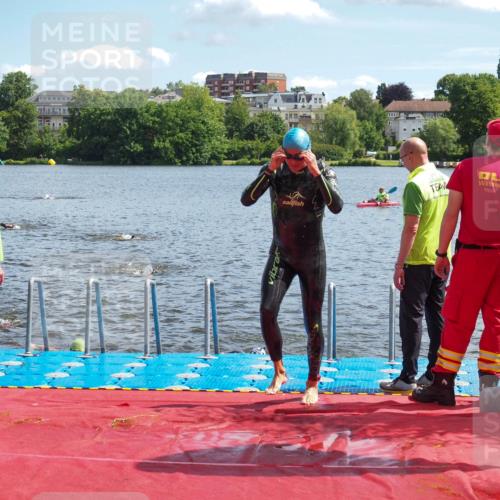 16.06.2024 - 7 Türme Triathlon KatJ http://msf.ph/oto/6314483 16.06.2024 11:21:25 Schwimmen 18, 149, 187, 234, 239, 278 meine-sportfotos.de