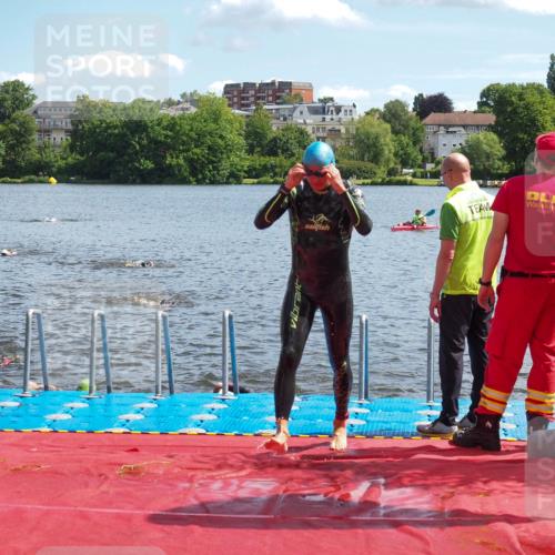 16.06.2024 - 7 Türme Triathlon KatJ http://msf.ph/oto/6314486 16.06.2024 11:21:25 Schwimmen 18, 149, 187, 234, 239, 278 meine-sportfotos.de