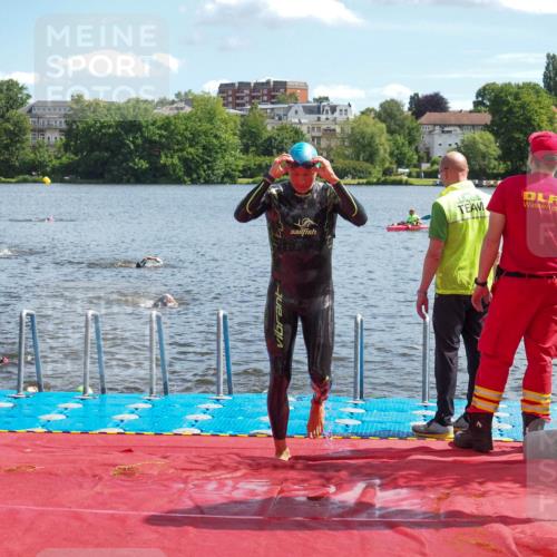 16.06.2024 - 7 Türme Triathlon KatJ http://msf.ph/oto/6314494 16.06.2024 11:21:25 Schwimmen 18, 149, 187, 234, 239, 278 meine-sportfotos.de