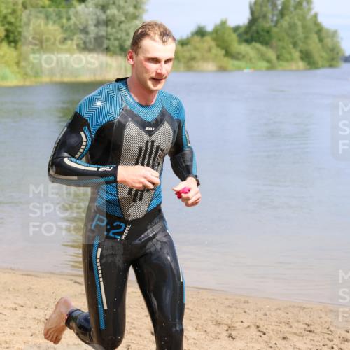 16.06.2024 - 26. Vierlanden-Triathlon Strokosch-Dieckow http://msf.ph/oto/6314519 16.06.2024 09:57:52 Schwimmen 50, 208, 50, 208 meine-sportfotos.de