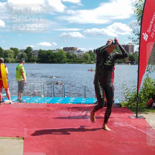 16.06.2024 - 7 Türme Triathlon KatJ http://msf.ph/oto/6314521 16.06.2024 11:21:27 Schwimmen 18, 149, 187, 234, 239, 278 meine-sportfotos.de