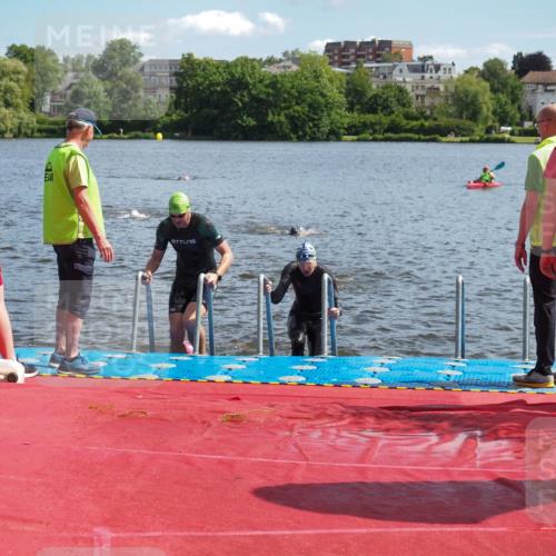 16.06.2024 - 7 Türme Triathlon KatJ http://msf.ph/oto/6314524 16.06.2024 11:21:31 Schwimmen 18, 162, 187, 234, 239, 278 meine-sportfotos.de