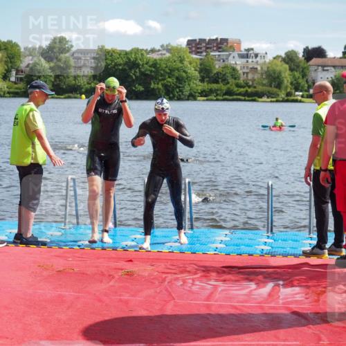 16.06.2024 - 7 Türme Triathlon KatJ http://msf.ph/oto/6314584 16.06.2024 11:21:33 Schwimmen 18, 162, 187, 234, 239, 278 meine-sportfotos.de