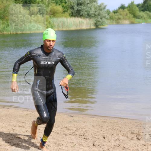 16.06.2024 - 26. Vierlanden-Triathlon Strokosch-Dieckow http://msf.ph/oto/6314588 16.06.2024 09:57:56 Schwimmen 50, 208, 50, 208 meine-sportfotos.de
