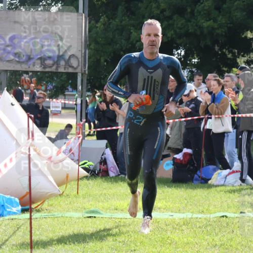 16.06.2024 - 26. Vierlanden-Triathlon Lena Gebhardt http://msf.ph/oto/6314594 16.06.2024 09:43:10 Schwimmen 10, 23, 47, 60, 10, 23, 47, 60 meine-sportfotos.de