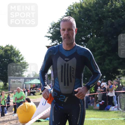 16.06.2024 - 26. Vierlanden-Triathlon Lena Gebhardt http://msf.ph/oto/6314616 16.06.2024 09:43:13 Schwimmen 10, 23, 47, 60, 10, 23, 47, 60 meine-sportfotos.de