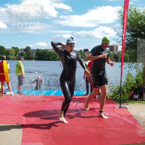 16.06.2024 - 7 Türme Triathlon KatJ http://msf.ph/oto/6314624 16.06.2024 11:21:36 Schwimmen 18, 162, 187, 234, 239, 278 meine-sportfotos.de