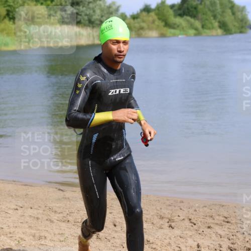 16.06.2024 - 26. Vierlanden-Triathlon Strokosch-Dieckow http://msf.ph/oto/6314631 16.06.2024 09:57:57 Schwimmen 50, 208, 50, 208 meine-sportfotos.de