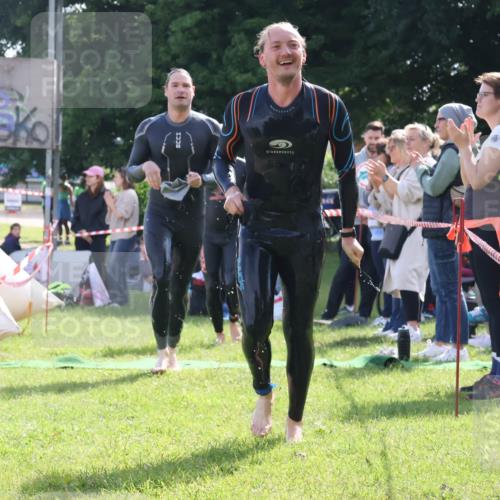 16.06.2024 - 26. Vierlanden-Triathlon Lena Gebhardt http://msf.ph/oto/6314633 16.06.2024 09:43:18 Schwimmen 10, 23, 47, 134, 10, 23, 47, 134 meine-sportfotos.de