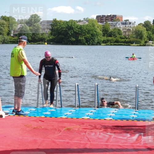 16.06.2024 - 7 Türme Triathlon KatJ http://msf.ph/oto/6314637 16.06.2024 11:21:38 Schwimmen 18, 162, 187, 234, 239, 278 meine-sportfotos.de