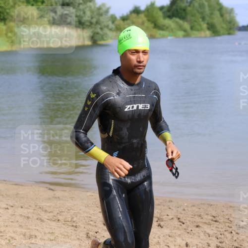 16.06.2024 - 26. Vierlanden-Triathlon Strokosch-Dieckow http://msf.ph/oto/6314644 16.06.2024 09:57:57 Schwimmen 50, 208, 50, 208 meine-sportfotos.de