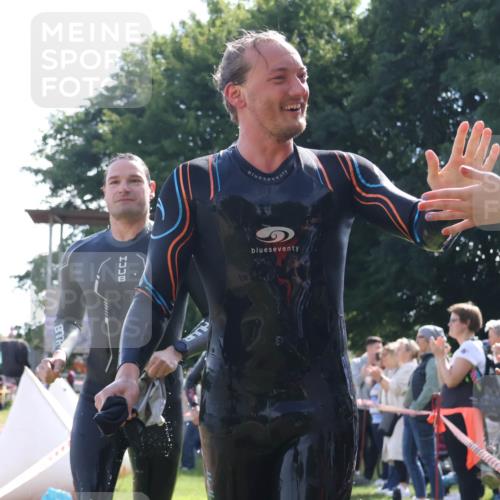 16.06.2024 - 26. Vierlanden-Triathlon Lena Gebhardt http://msf.ph/oto/6314649 16.06.2024 09:43:21 Schwimmen 10, 23, 47, 55, 134, 10, 23, 47, 55, 134 meine-sportfotos.de