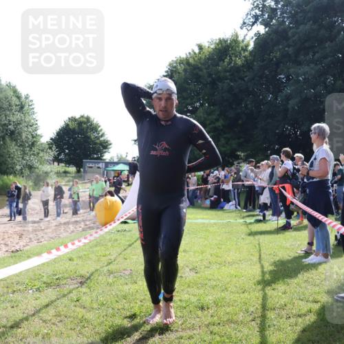 16.06.2024 - 26. Vierlanden-Triathlon Lena Gebhardt http://msf.ph/oto/6314665 16.06.2024 09:43:24 Schwimmen 10, 47, 55, 134, 10, 47, 55, 134 meine-sportfotos.de