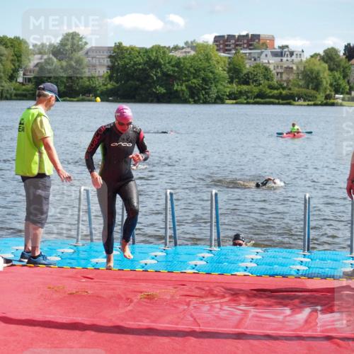 16.06.2024 - 7 Türme Triathlon KatJ http://msf.ph/oto/6314666 16.06.2024 11:21:40 Schwimmen 18, 162, 187, 234, 239, 278 meine-sportfotos.de