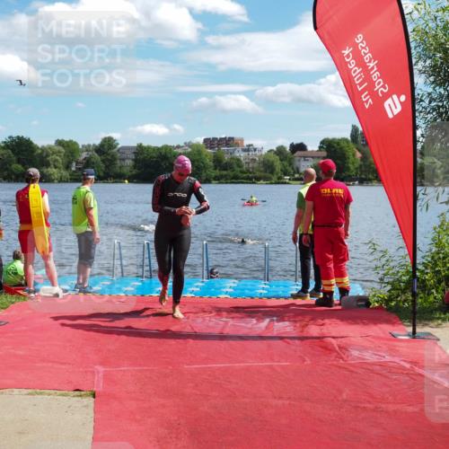 16.06.2024 - 7 Türme Triathlon KatJ http://msf.ph/oto/6314677 16.06.2024 11:21:42 Schwimmen 18, 162, 187, 234, 239, 278 meine-sportfotos.de