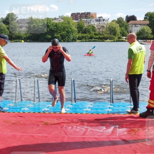 16.06.2024 - 7 Türme Triathlon KatJ http://msf.ph/oto/6314744 16.06.2024 11:21:49 Schwimmen 18, 162, 234, 239 meine-sportfotos.de