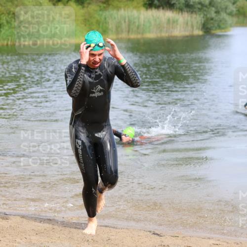 16.06.2024 - 26. Vierlanden-Triathlon Strokosch-Dieckow http://msf.ph/oto/6314803 16.06.2024 09:59:47 Schwimmen 201, 204, 201, 204 meine-sportfotos.de