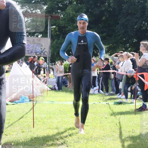 16.06.2024 - 26. Vierlanden-Triathlon Lena Gebhardt http://msf.ph/oto/6314836 16.06.2024 09:45:09 Schwimmen 17, 97, 133, 136, 160, 17, 97, 133, 136, 160 meine-sportfotos.de