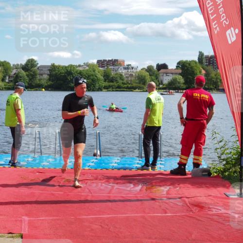 16.06.2024 - 7 Türme Triathlon KatJ http://msf.ph/oto/6314845 16.06.2024 11:22:05 Schwimmen 18, 162 meine-sportfotos.de