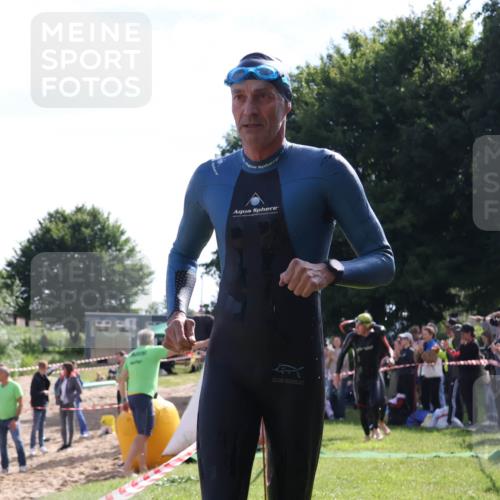 16.06.2024 - 26. Vierlanden-Triathlon Lena Gebhardt http://msf.ph/oto/6314849 16.06.2024 09:45:11 Schwimmen 17, 97, 133, 136, 160, 17, 97, 133, 136, 160 meine-sportfotos.de