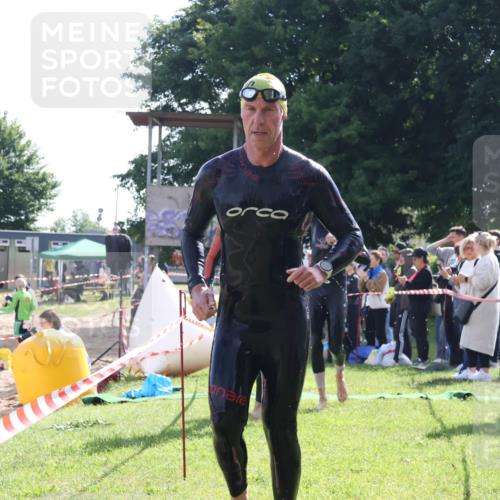 16.06.2024 - 26. Vierlanden-Triathlon Lena Gebhardt http://msf.ph/oto/6314865 16.06.2024 09:45:15 Schwimmen 17, 97, 133, 160, 17, 97, 133, 160 meine-sportfotos.de