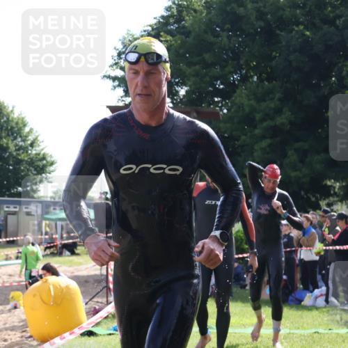 16.06.2024 - 26. Vierlanden-Triathlon Lena Gebhardt http://msf.ph/oto/6314867 16.06.2024 09:45:16 Schwimmen 17, 97, 133, 160, 17, 97, 133, 160 meine-sportfotos.de