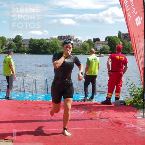 16.06.2024 - 7 Türme Triathlon KatJ http://msf.ph/oto/6314868 16.06.2024 11:22:05 Schwimmen 18, 162 meine-sportfotos.de