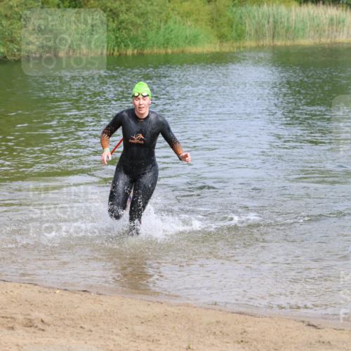 16.06.2024 - 26. Vierlanden-Triathlon Strokosch-Dieckow http://msf.ph/oto/6314873 16.06.2024 09:59:51 Schwimmen 201, 204, 201, 204 meine-sportfotos.de